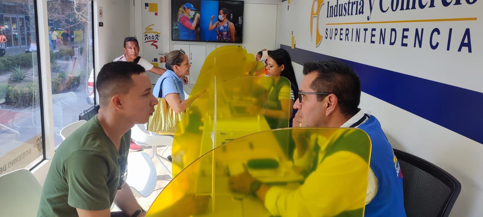 Superindustria llega a Cartagena para orientar a los consumidores de bienes y servicios