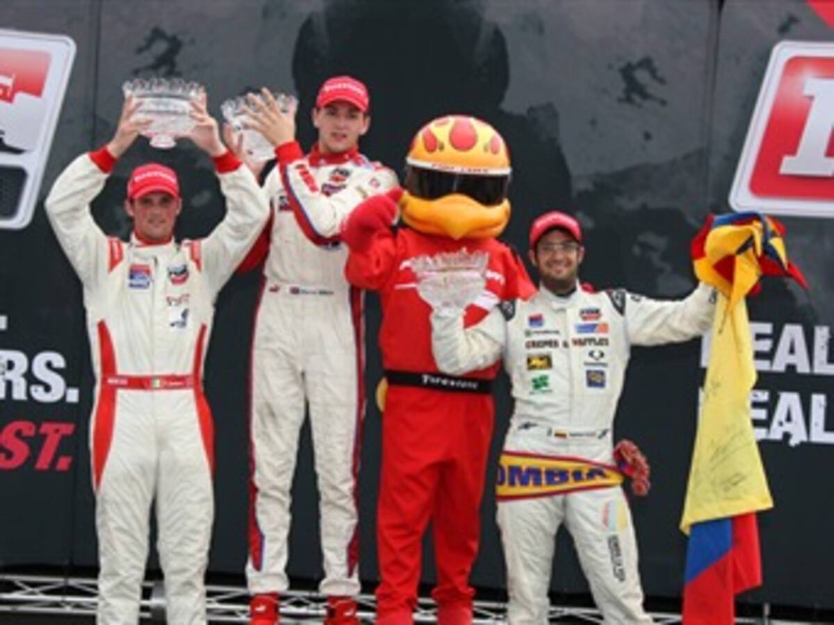 Gustavo Yacamán termina tercero en Toronto en la Indy Lights