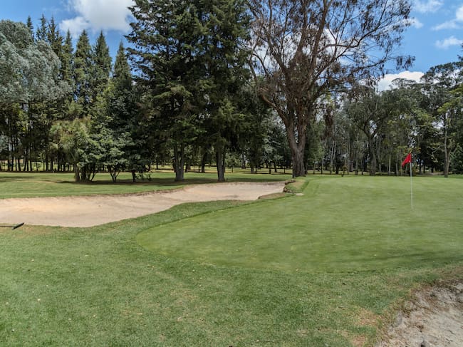Reabren campo de golf del parque La Florida en Bogotá. Foto: IDRD.