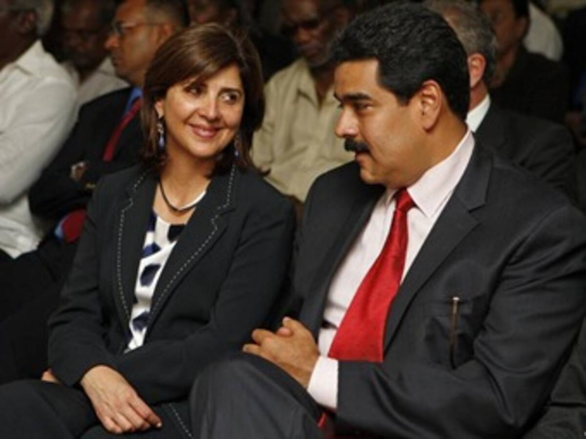 Cancilleres preparan encuentro Santos - Chávez