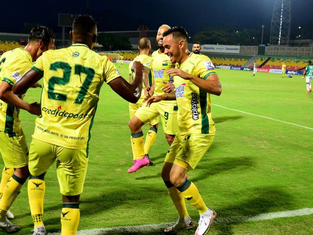 Atlético Bucaramanga ganó al Cali y sigue con opciones de clasificar