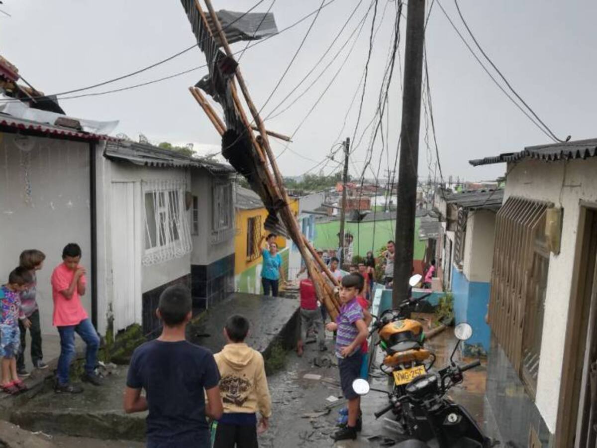 16 barrios de Armenia afectados por lluvias y vendaval