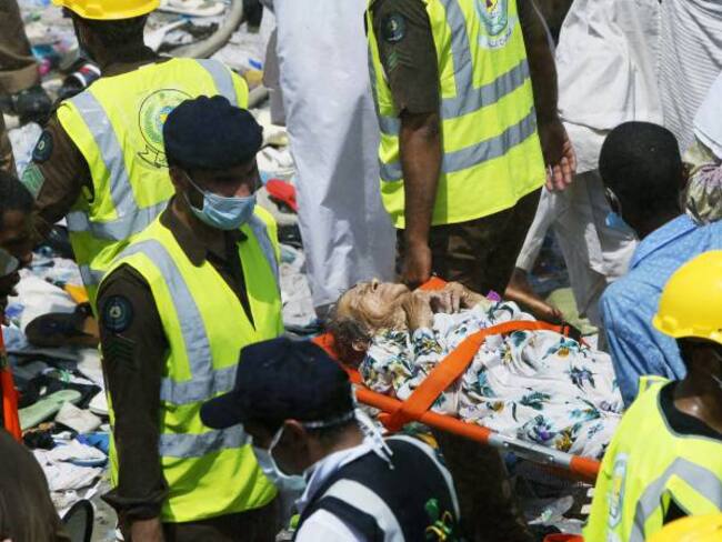 Estampida de peregrinos deja más de 700 muertos en La Meca