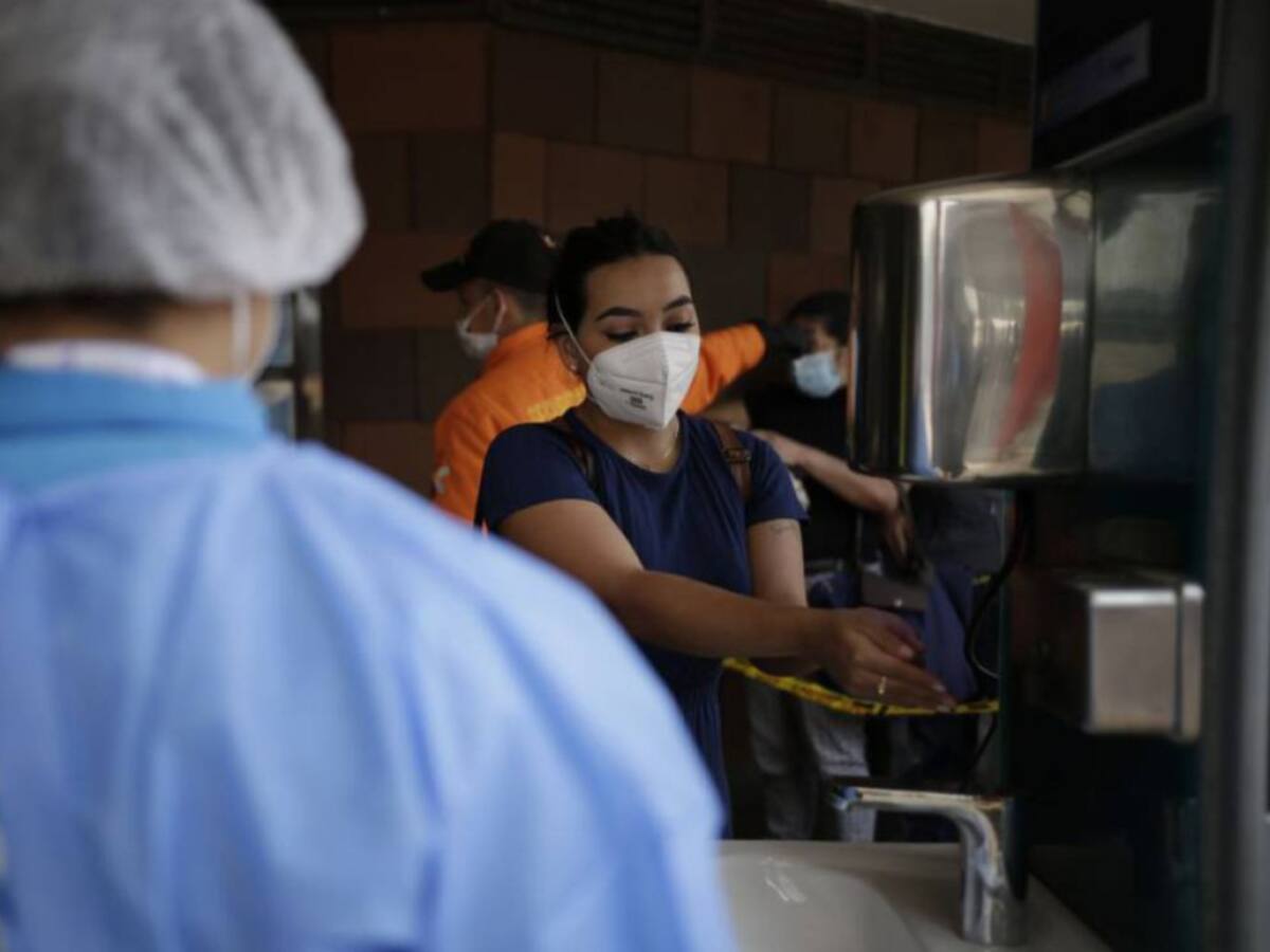 Médicos advierten falta de elementos de bioseguridad en Barranquilla