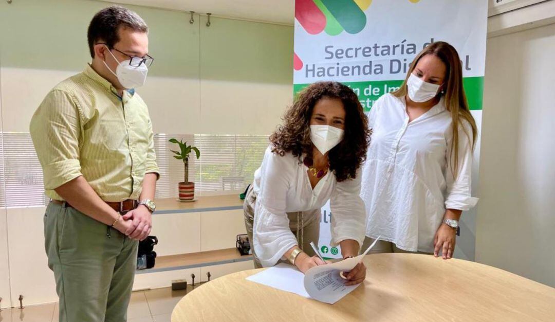Secretaría de Hacienda e Invest in Cartagena firman alianza