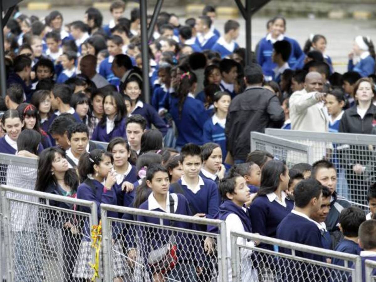 Encuesta del DANE sobre sexualidad desata polémica en colegios de bachillerato