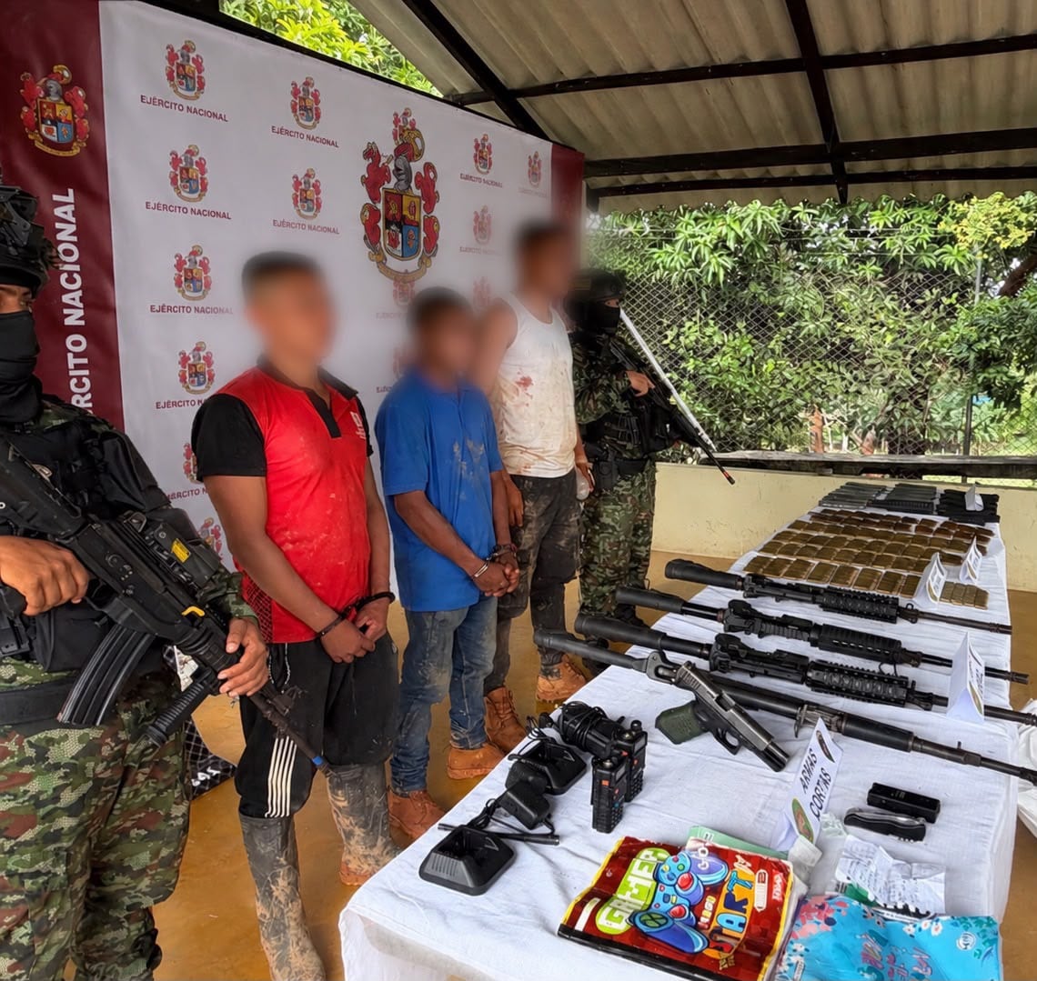Capturados tras operativo en Caucasia en el que rescacataron a siete personas retenidas- foto Séptima División