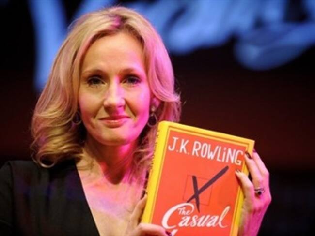 La novela policiaca de J.K.Rowling sale en español en noviembre
