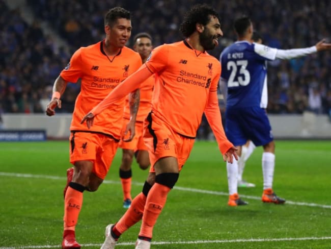 Liverpool liquida al Porto en su campo y pone pie y medio en cuartos