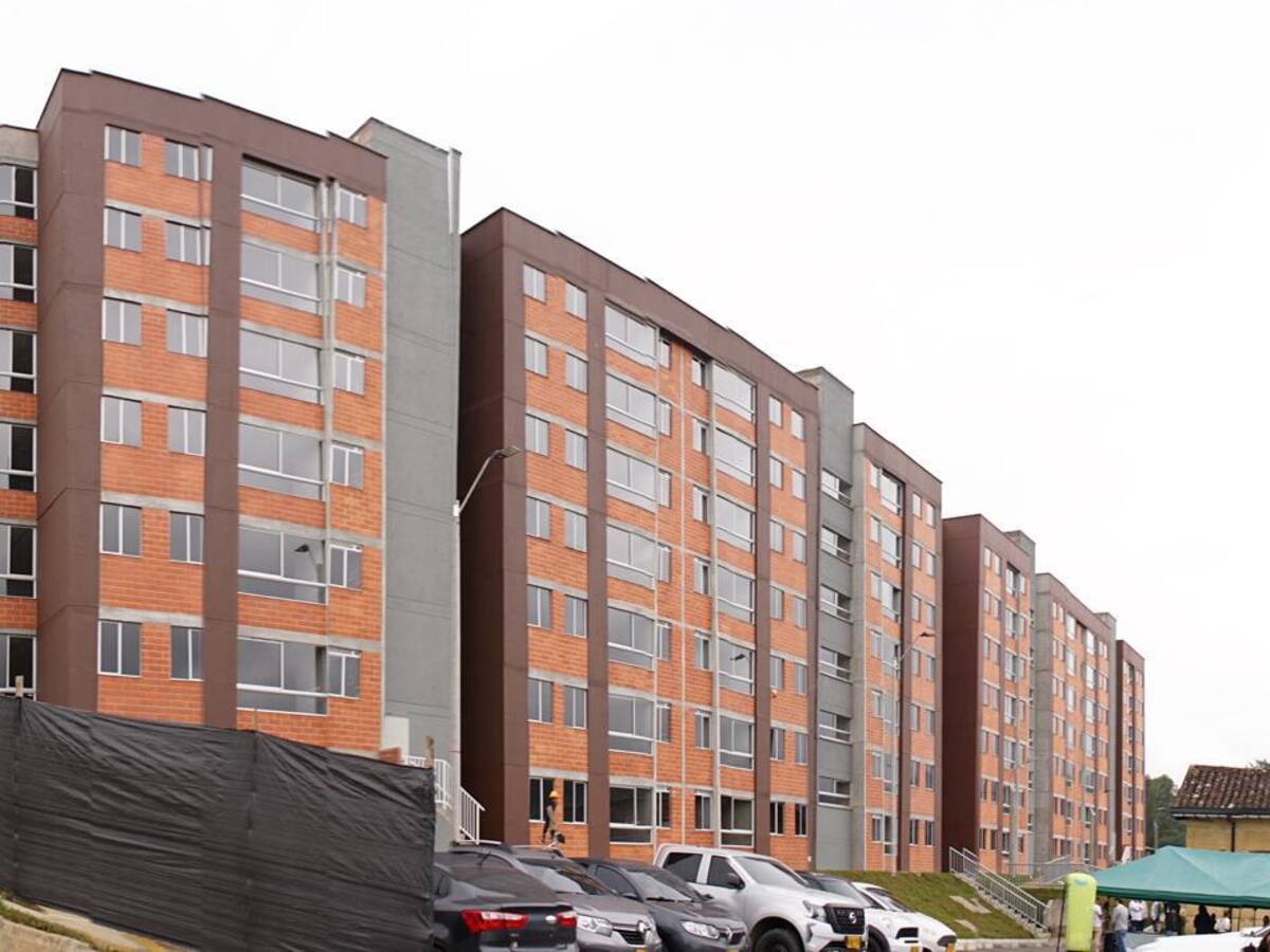 Culminan obras del proyecto de vivienda El Guarzo y 112 familias han sido beneficiadas