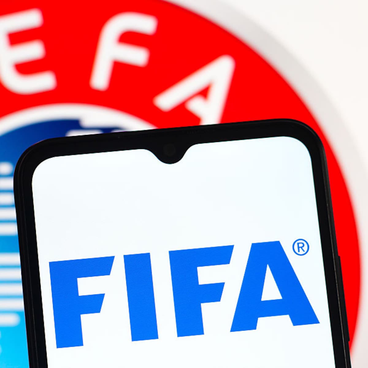 UEFA, AFC y CONCACAF piden “transparencia” y acusan de “engaño” a la FIFA