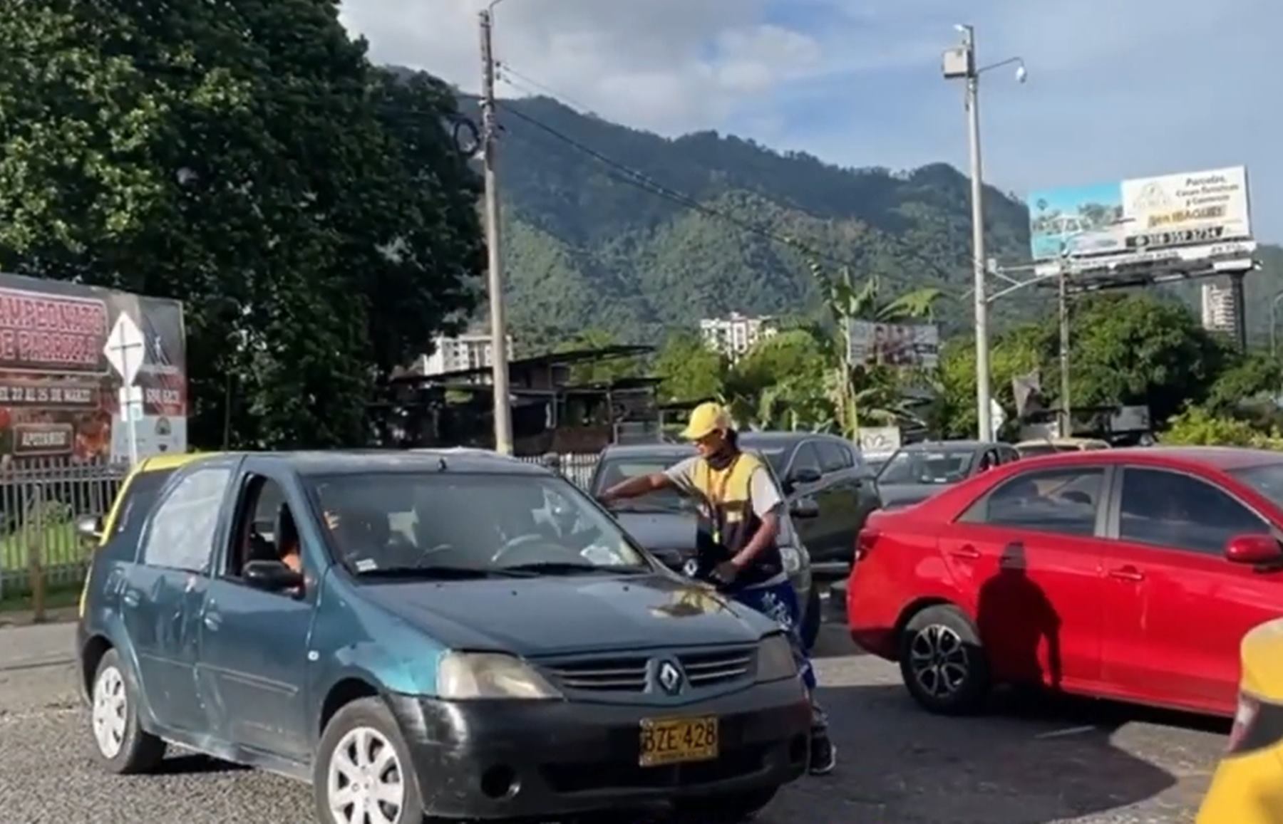 Controladores informales de tránsito de Ibagué