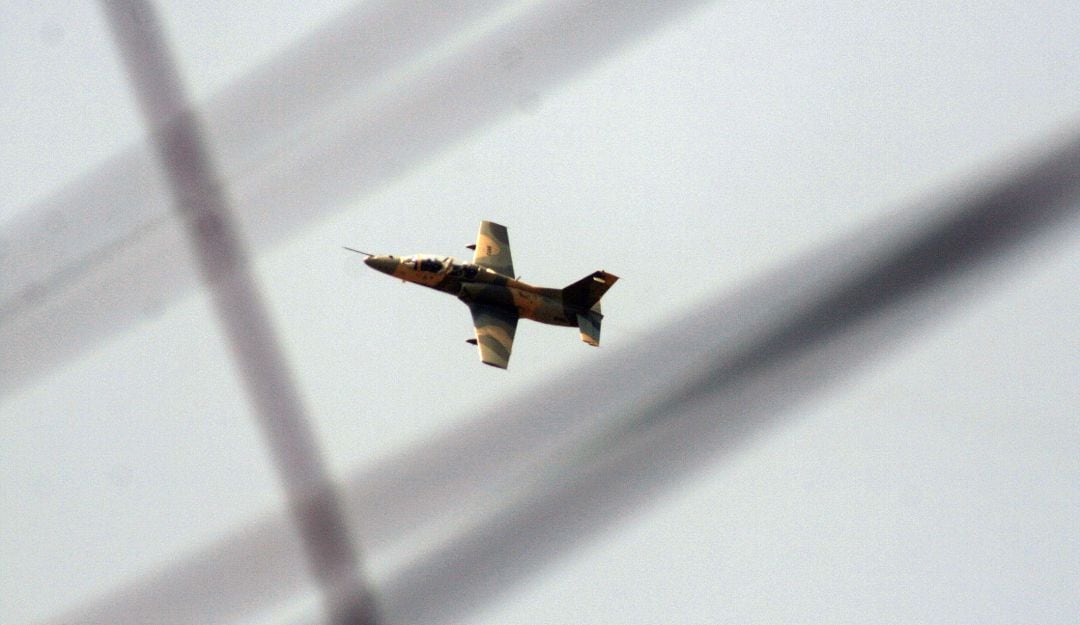 Imagen de referencia de aviones de guerra sobrevolando Venezuela.