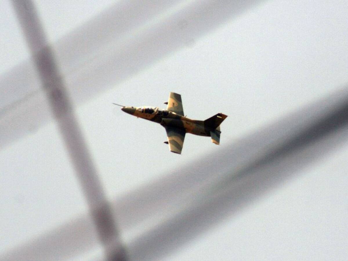 Dos aviones chocan en espectáculo aéreo en Estados Unidos