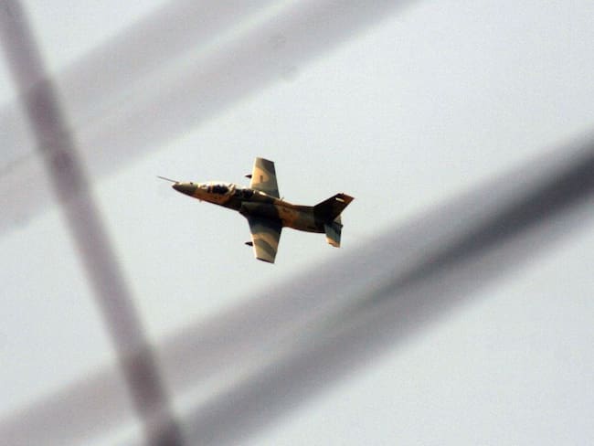 Imagen de referencia de aviones de guerra sobrevolando Venezuela.