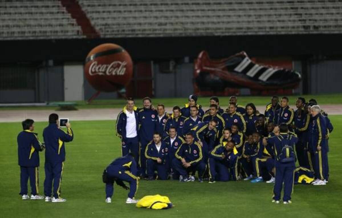 La Selección Colombia posa en el Monumental de River Plate. Foto: EFE