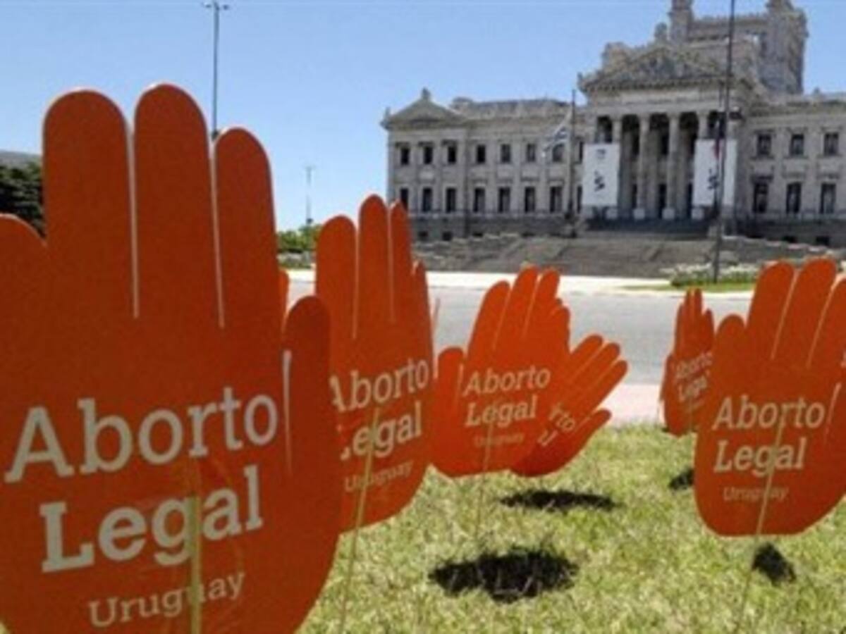Uruguayos deberán decidir en las urnas sobre el futuro de la ley de aborto