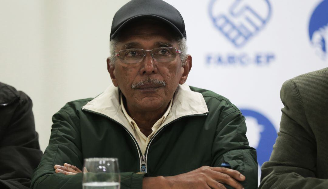 Exmiembro del Secretariado FARC dice que acusación contra Córdoba es falsa
