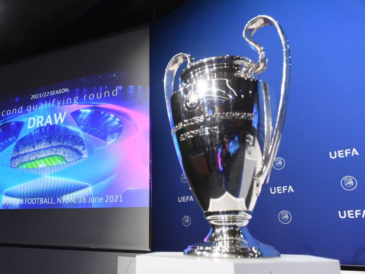 UEFA confirma a Estambul como sede de final de Champions de 2023