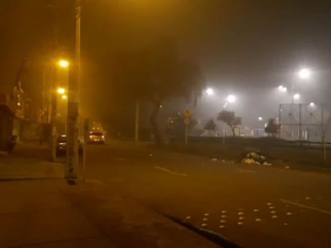 Capa de humo por incendio forestal cubrió el occidente de Bogotá