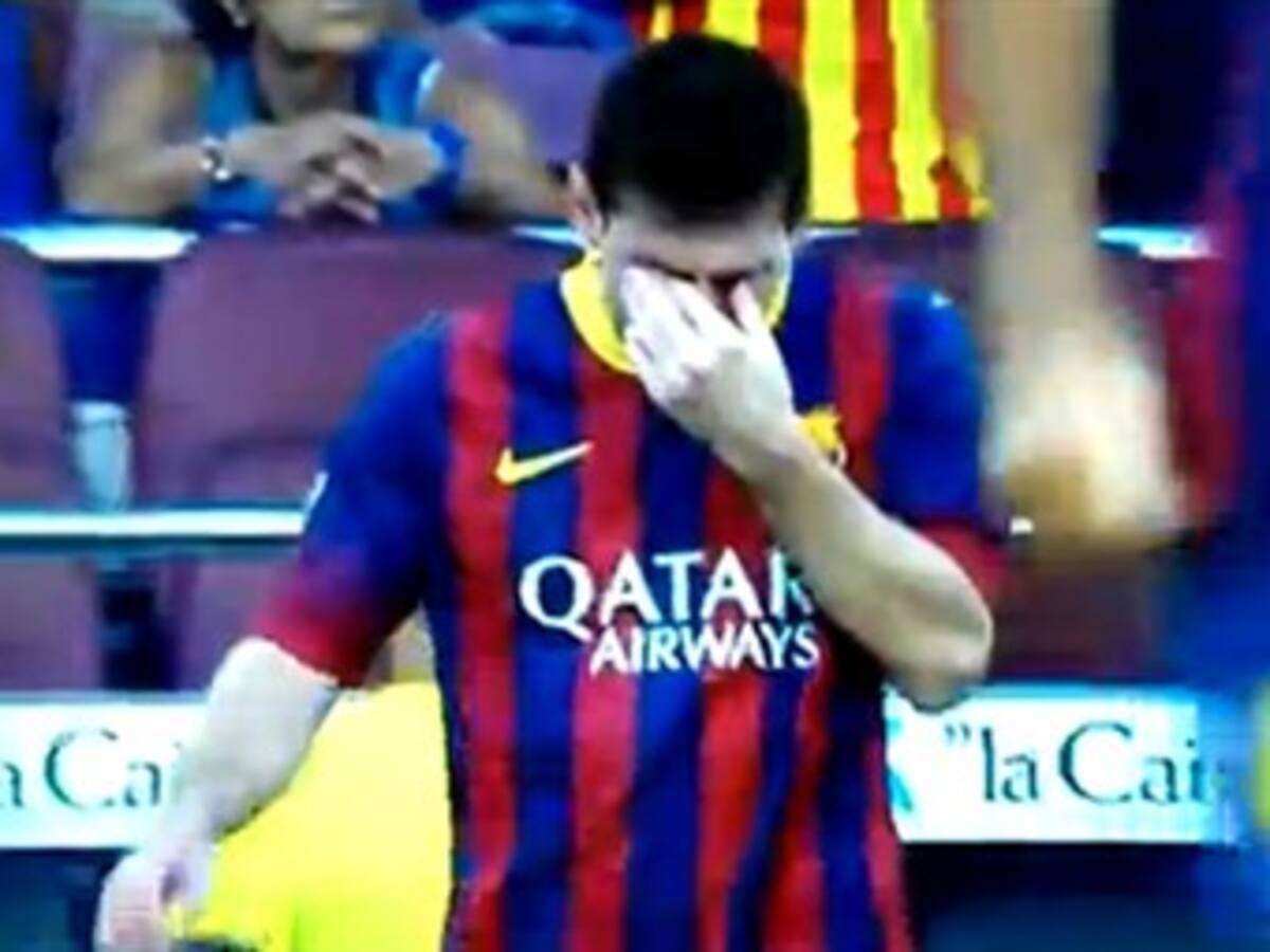Cámaras ‘capturan’ a Lionel Messi vomitando en partido ante Levante