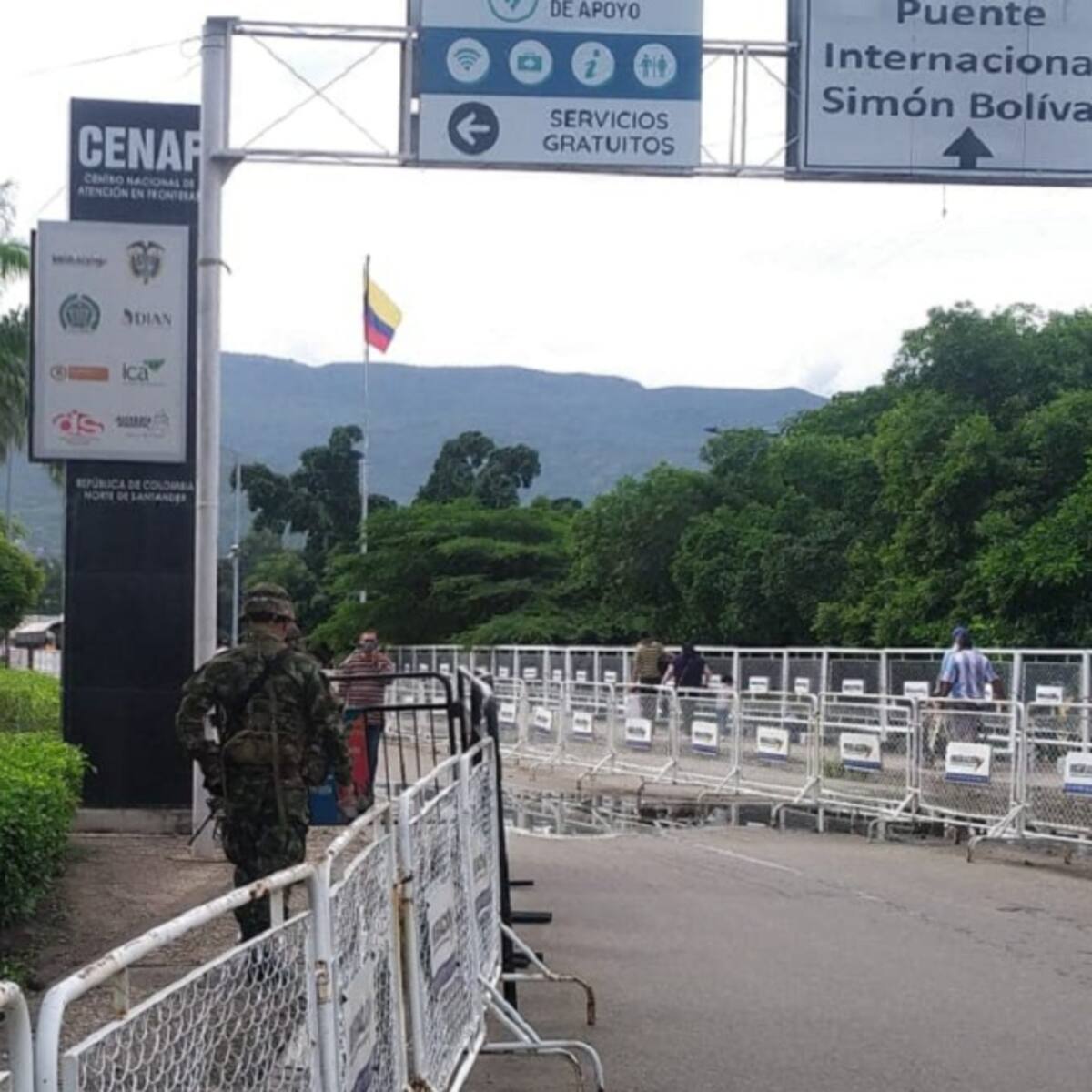 Autoridades con apertura de frontera piden evitar el paso por las trochas