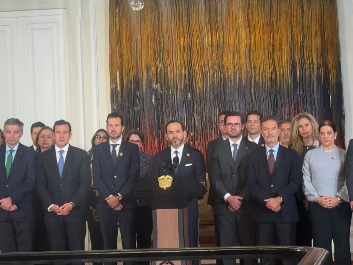 Gobierno De La Espriella firmó 11 decretos para acelerar la reconstrucción tras el terremoto