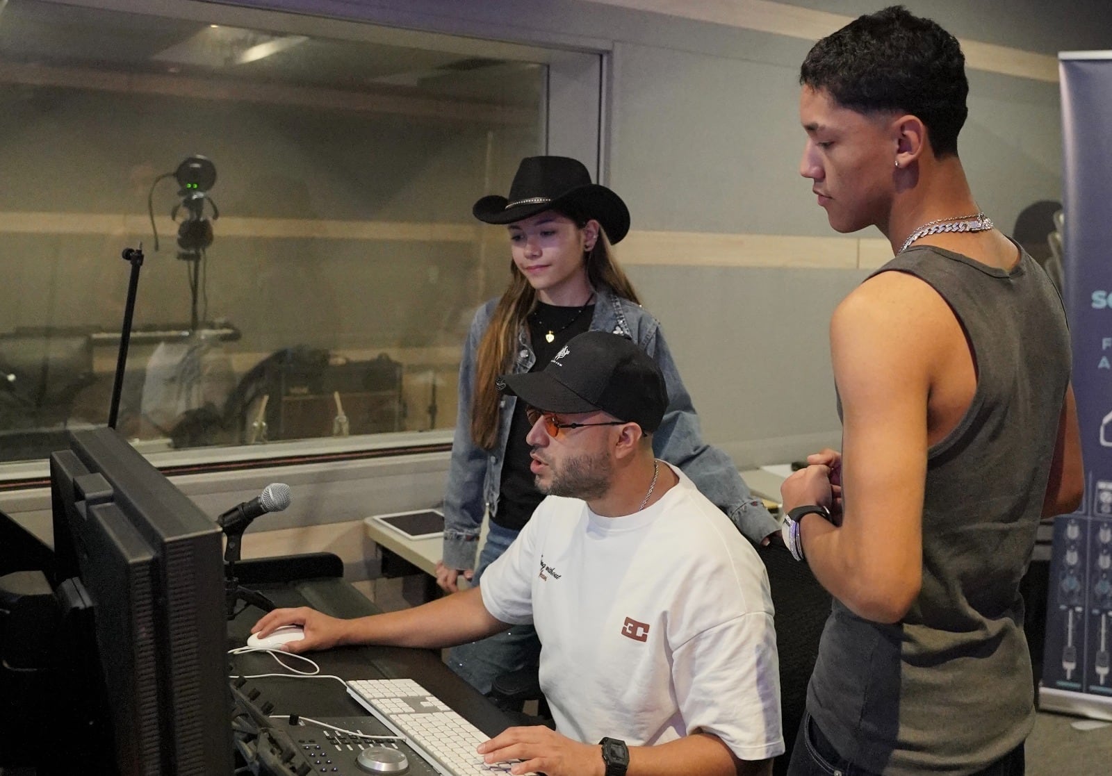 Medellín abre convocatoria para sus Estudios Públicos de Grabación hasta el 3 de marzo  Foto: Alcaldía de Medellín