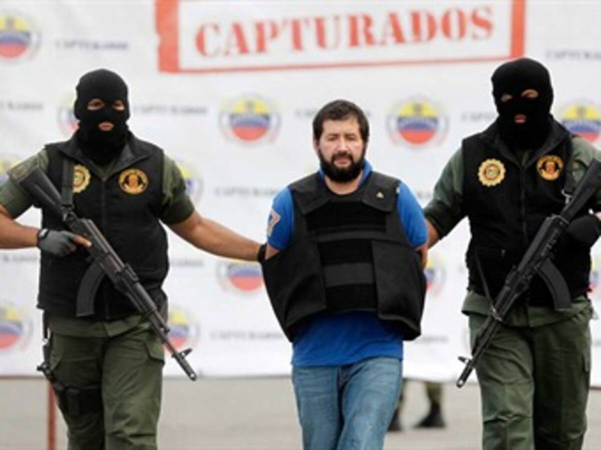 Condenan a cuatro testaferros de ‘El Loco Barrera’