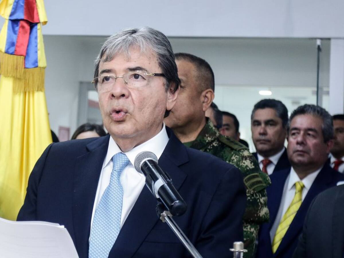 No es una política de gobierno: MinDefensa sobre caso de perfilamientos