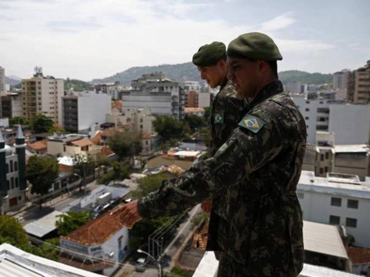 Brasil combate el Zika con el Ejército