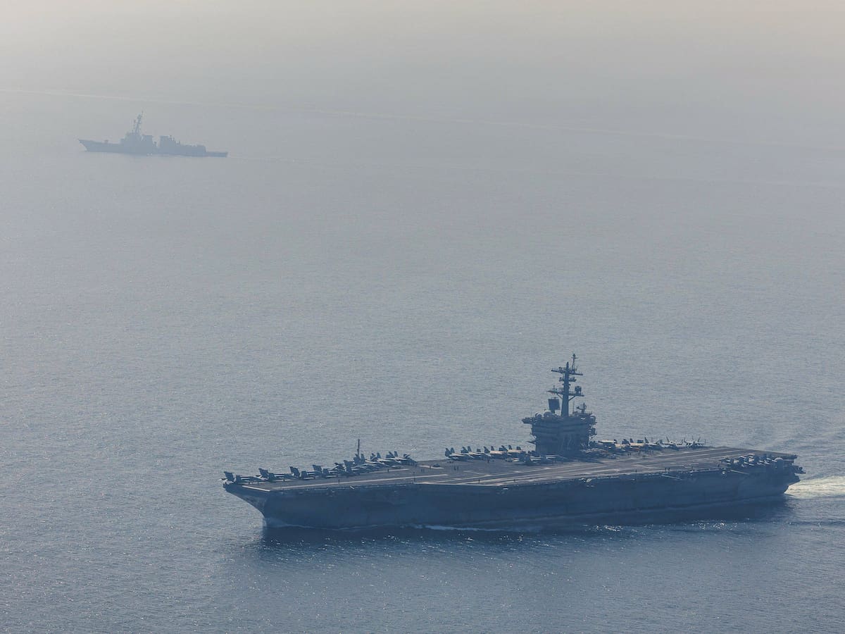 Pentágono niega que portaviones USS Abraham Lincoln haya sido alcanzado por misiles iraníes