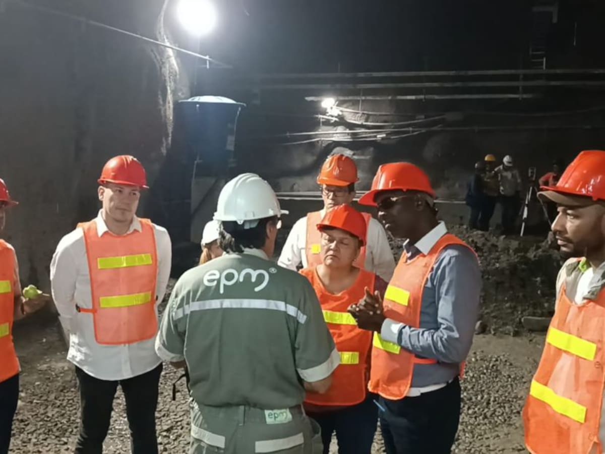 Congresistas antioqueños piden apoyo al presidente Petro para Hidroituango