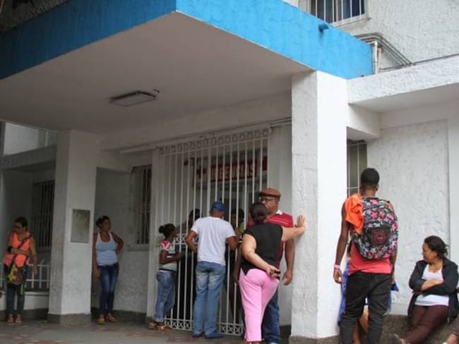 Trabajadores afectados por inhalar gases tóxicos en zona industrial de Cartagena