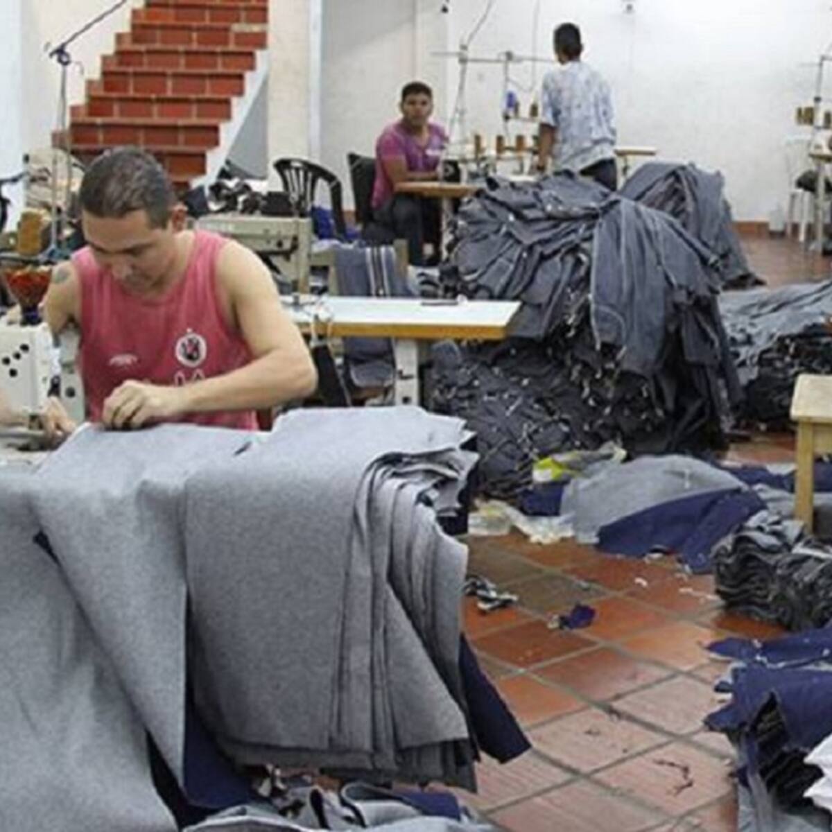 900 empresas y microempresas han accedido al régimen tributario especial