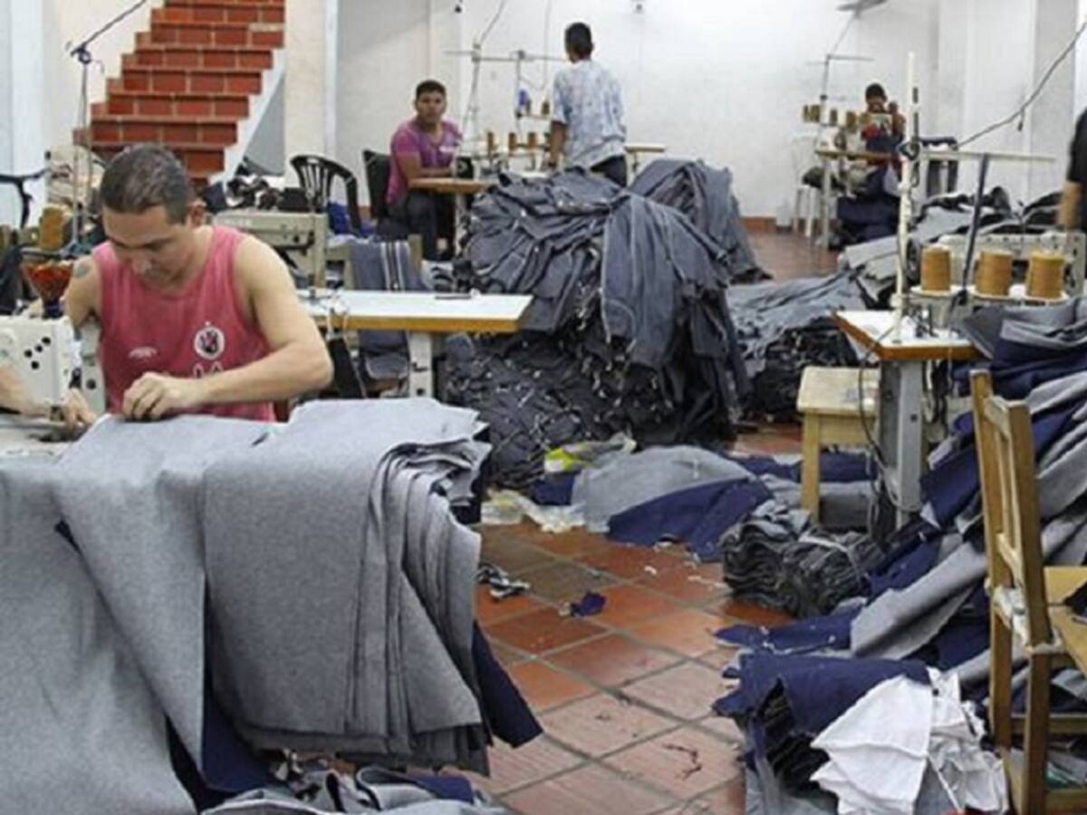 900 empresas y microempresas han accedido al régimen tributario especial