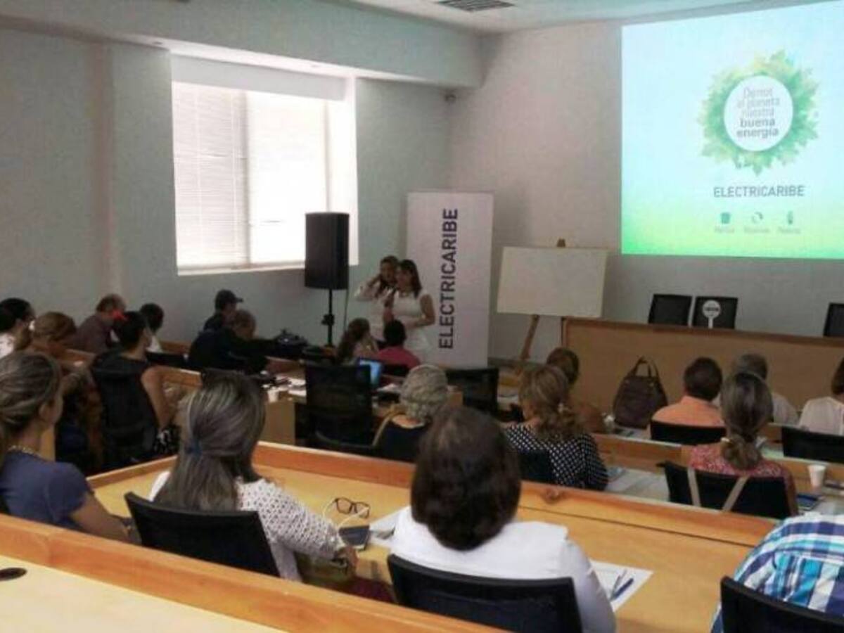 Electricaribe y gremios de Cartagena realizan mesas de trabajo para mejorar el servicio