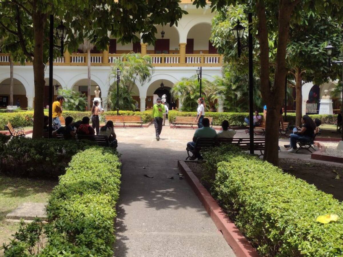 Piden a rector de la UDC pronunciarse sobre irregularidades en elecciones