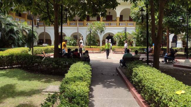 La solicitud fue hecha por la subdirección de inspección y vigilancia del Ministerio de Educación tras una denuncia interpuesta por un estudiante