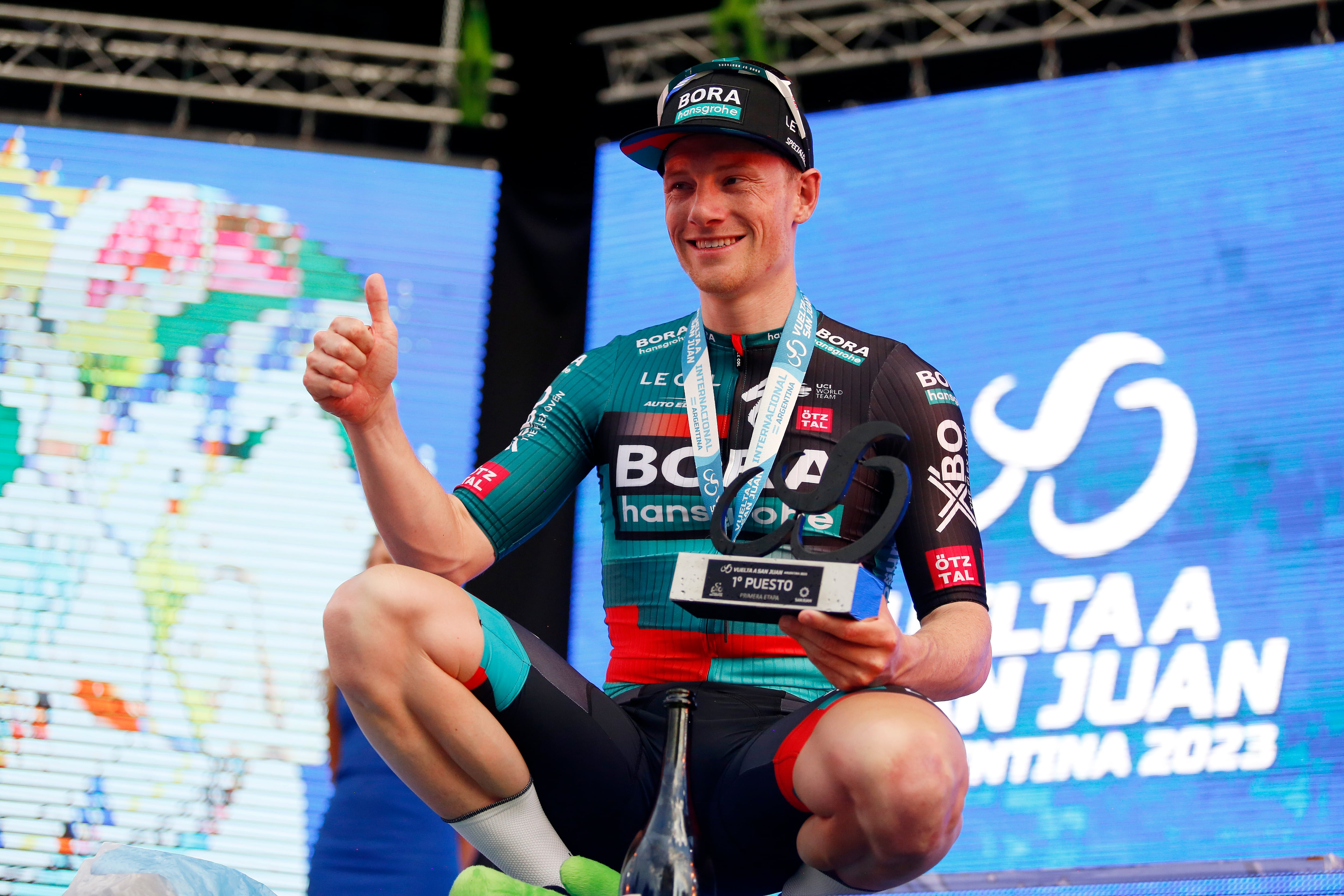 Sam Bennett se quedó con la primera etapa de la Vuelta a San Juan. (Photo by Maximiliano Blanco/Getty Images)