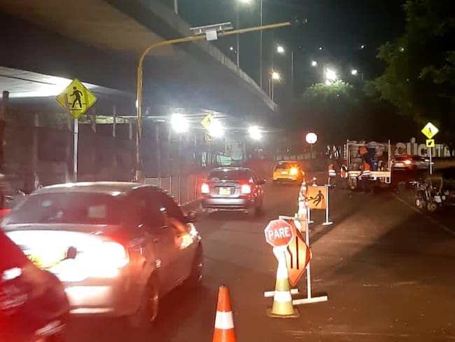 Críticas a instalación de semáforo en la redoma de San Mateo