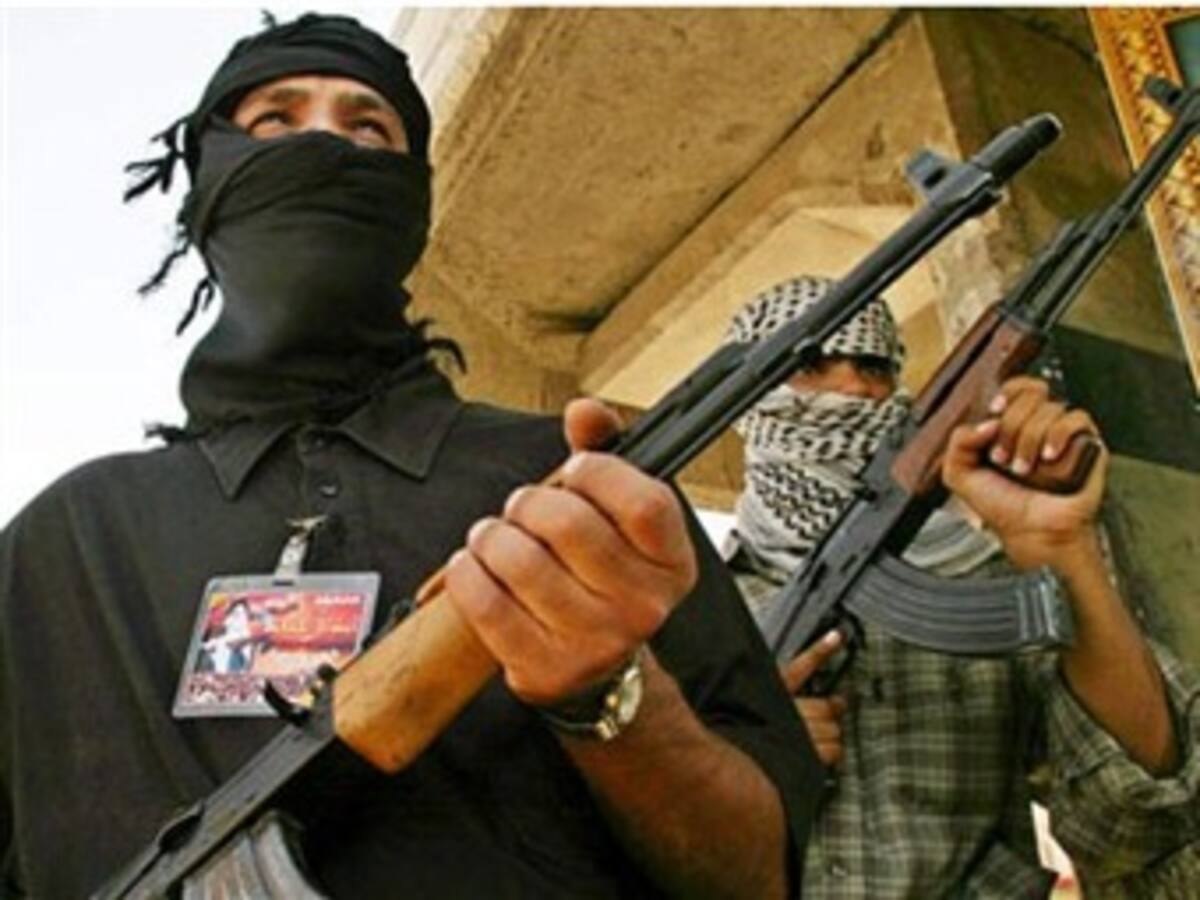 Londres advierte de posible ataque de Al Qaeda contra aviones, según BBC