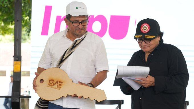 Acto de entrega del terreno a la Universidad de Caldas por la Sociedad de Activos Especiales - SAE