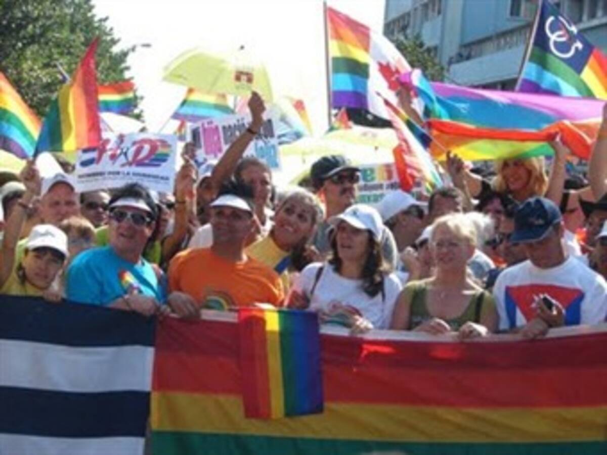 Movimiento cubano LGBT reclama socialismo sin homofobia en desfile callejero
