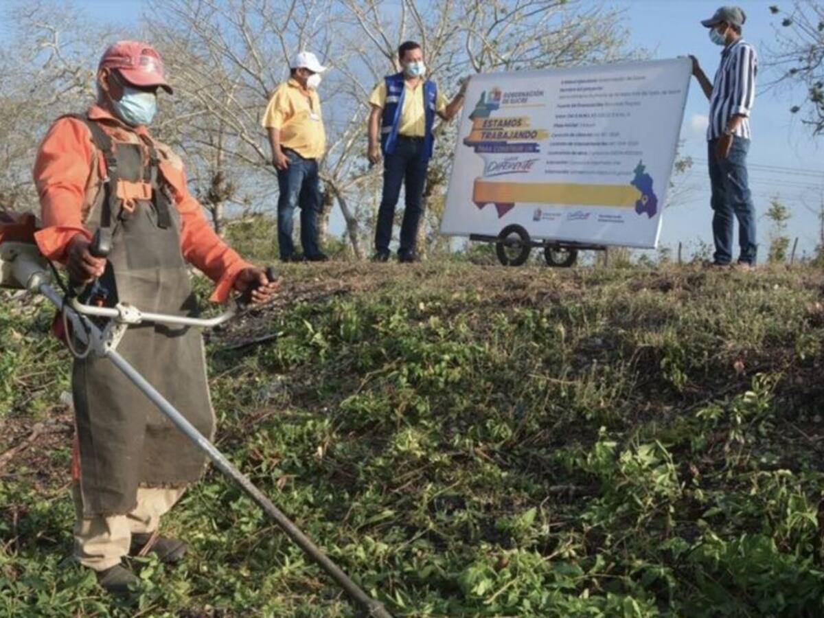 Gobernación mejora vías para reducir accidentes en Sucre