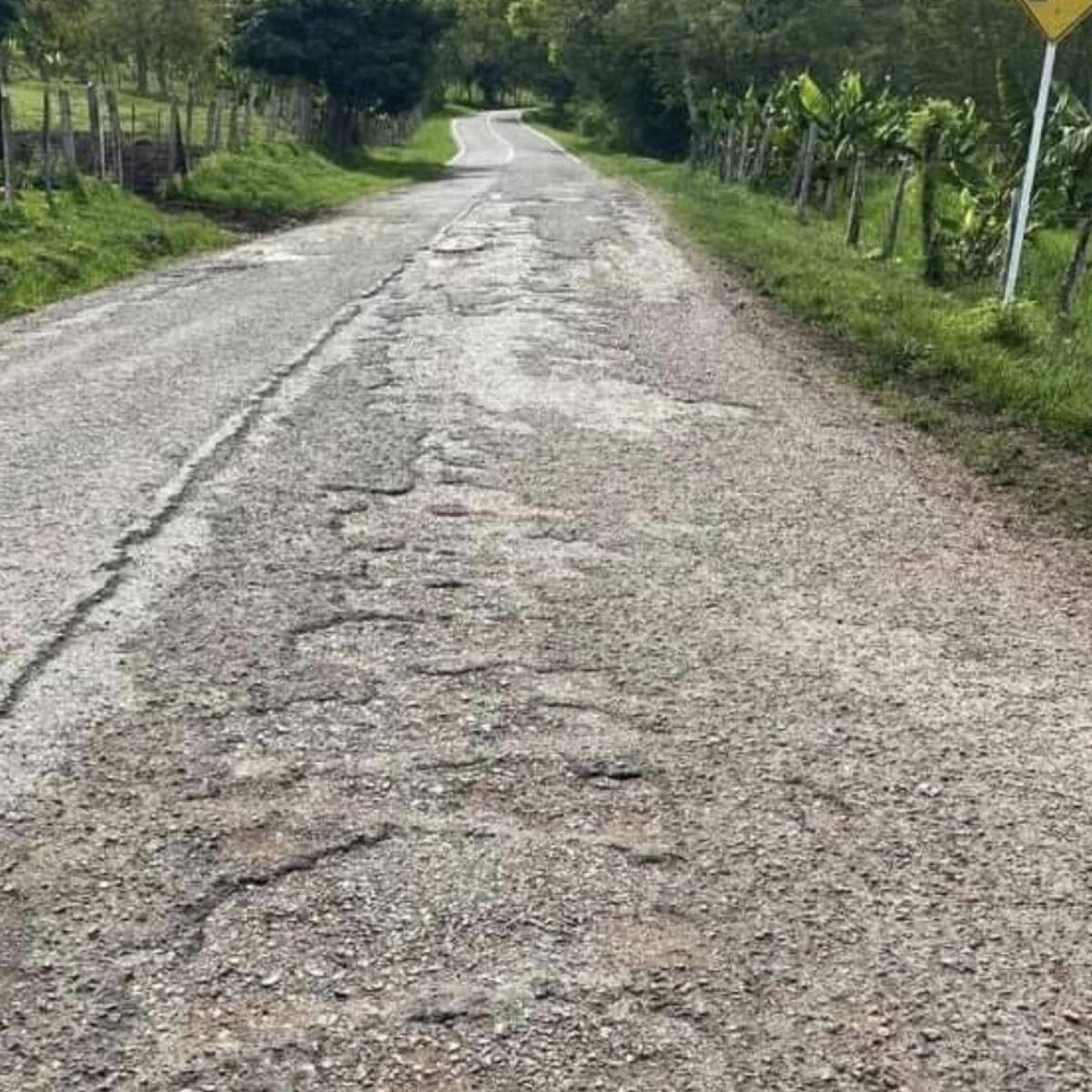 Gobernación del Huila enfrentaría sanciones por incumplir la sentencia judicial sobre vía en Elías