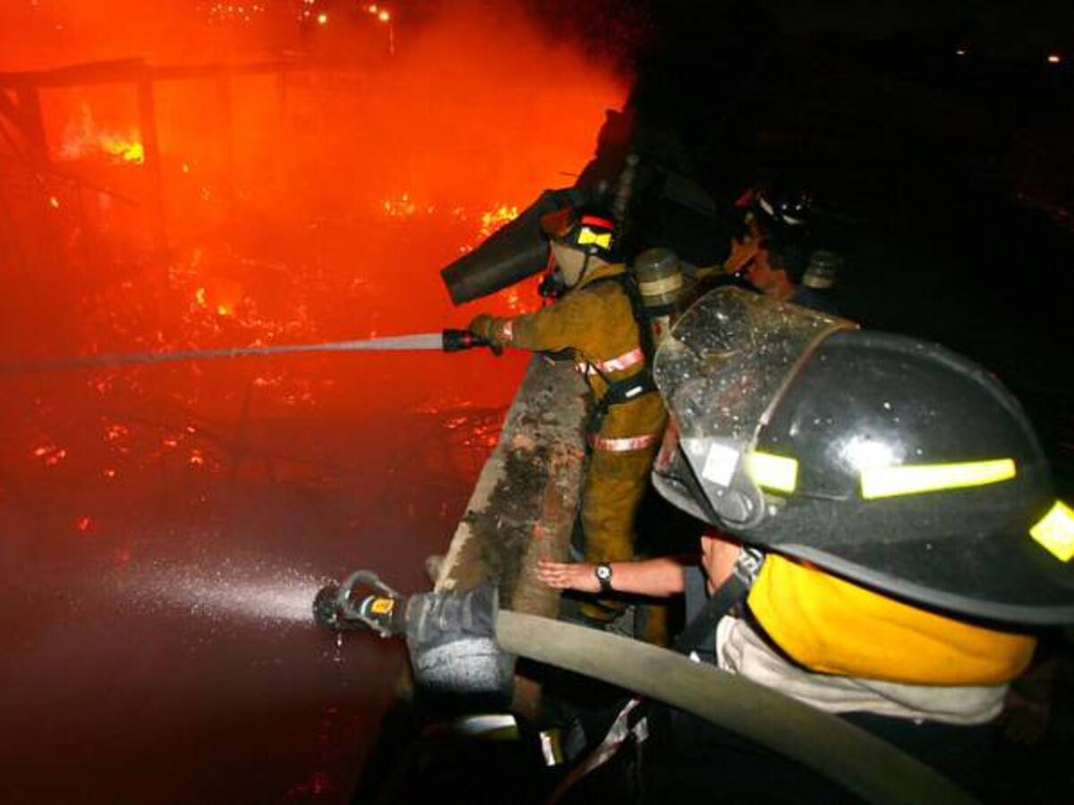 Incendio estructural en el sector de Galicia generó pérdidas millonarias