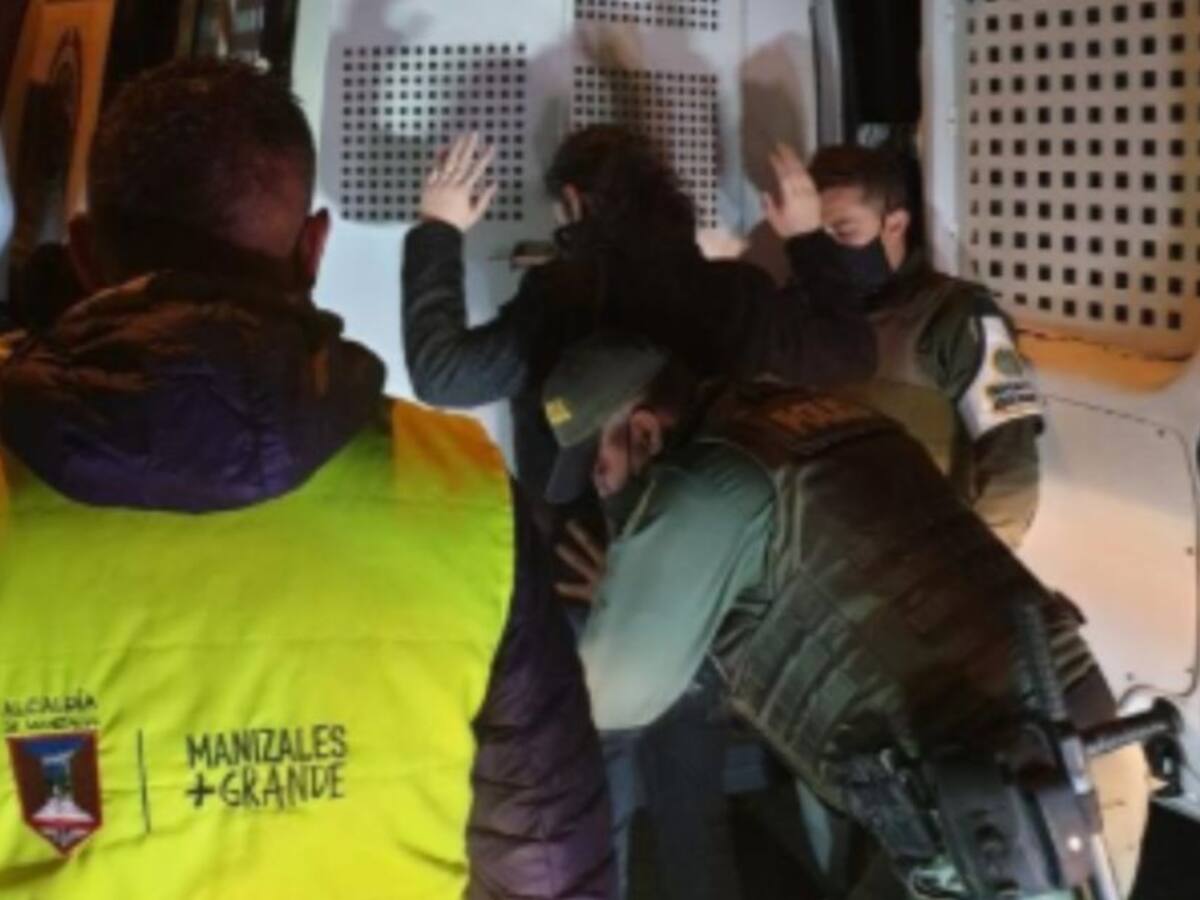 Varios menores de edad fueron detenidos por incumplir el toque de queda