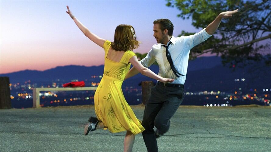 En esta imagen difundida por Lionsgate shows, Emma Stone y Ryan Gosling en una escena de "La La Land". Foto: Associated Press - AP - Dale Robinette