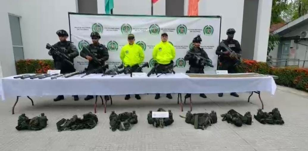 Arsenal del Clan del Golfo incautado- foto policía Urabá
